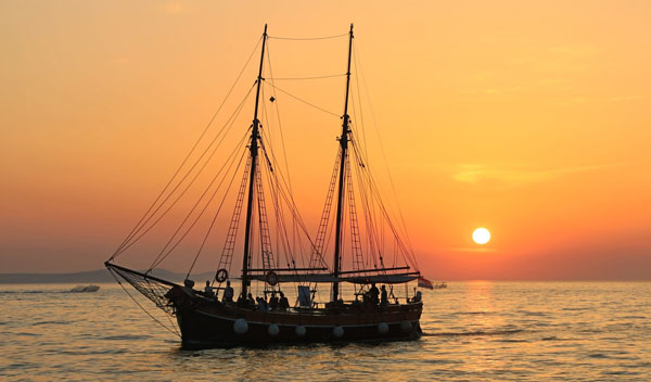 Sailing in Virginia Beach