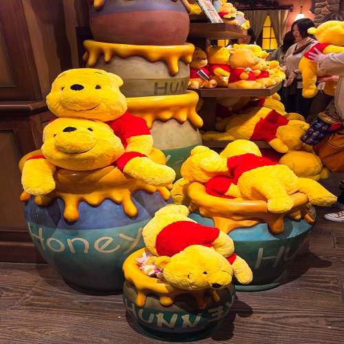 disney store limited edition winnie the pooh